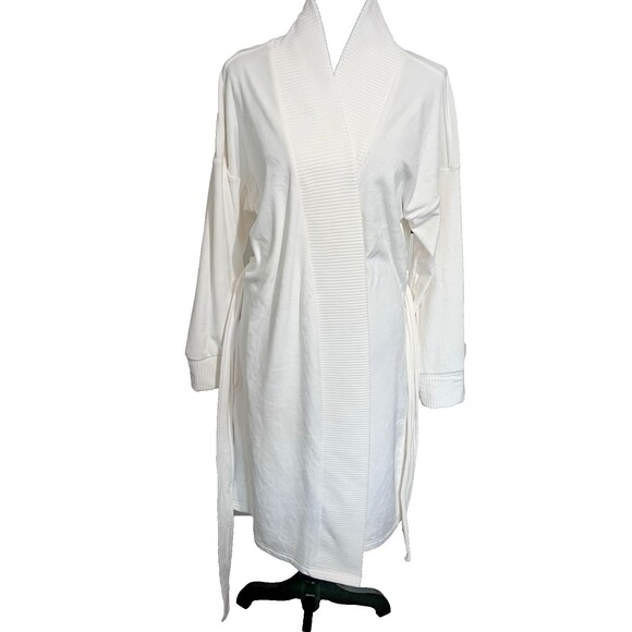 Cupcakes & Cashmere Ivory Cozy Shawl Collared Robe Belted Soft Plush Luxe L - Picture 3 of 8